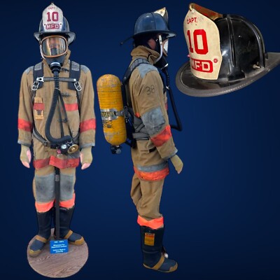 J*y様 90-'s euro vintgage Fireman Work Ja Vintage Fireman-V Toy 1984 Works In Its Original Packaging