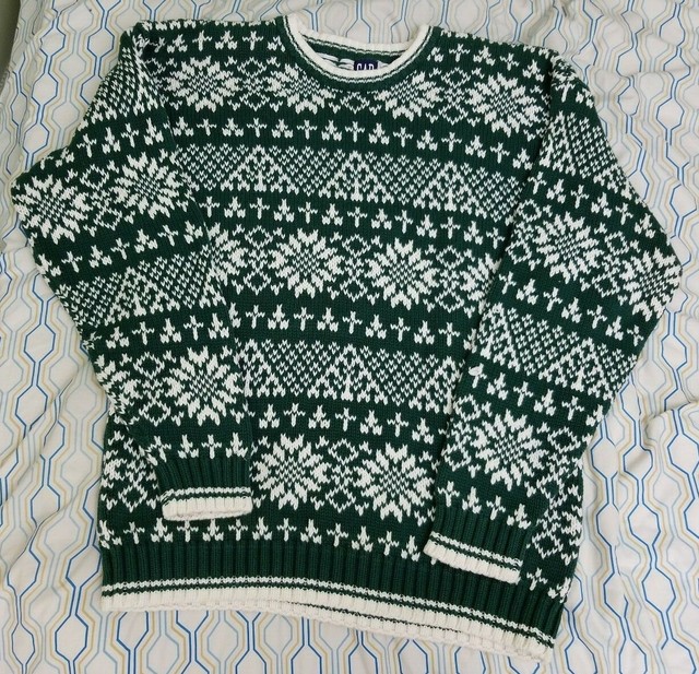 gap snowflake sweater