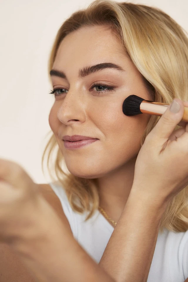 Jane Iredale PurePressed Blush Cherry Blossom Weightless Makeup for Sensitive... - Image 3 of 4