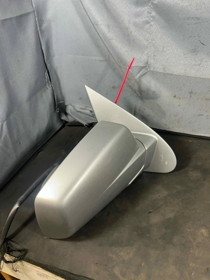 Fits 2007 Cadillac SRX Right Door Mirror (silver) OEM:25805161 Foto 3 de 4
