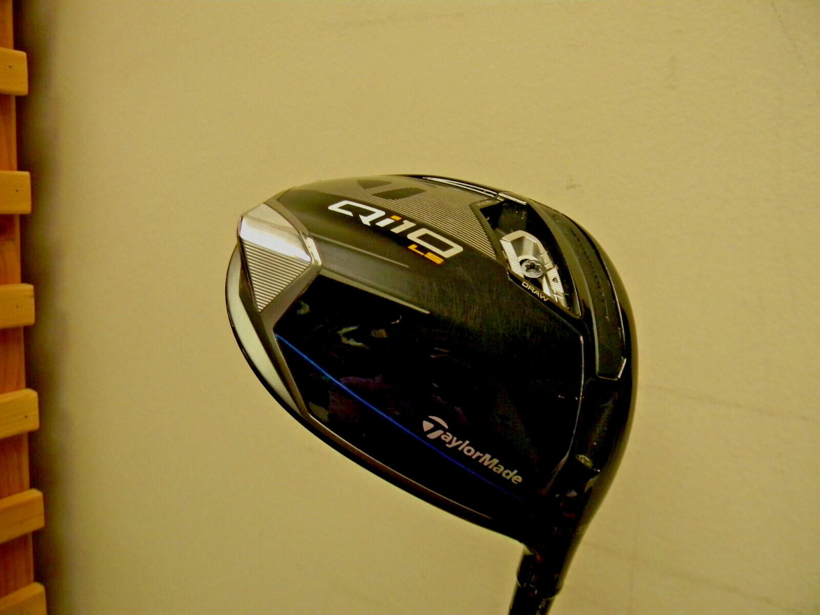 TaylorMade 懸け ドライバー Qi10 ベンタスブラック 6X