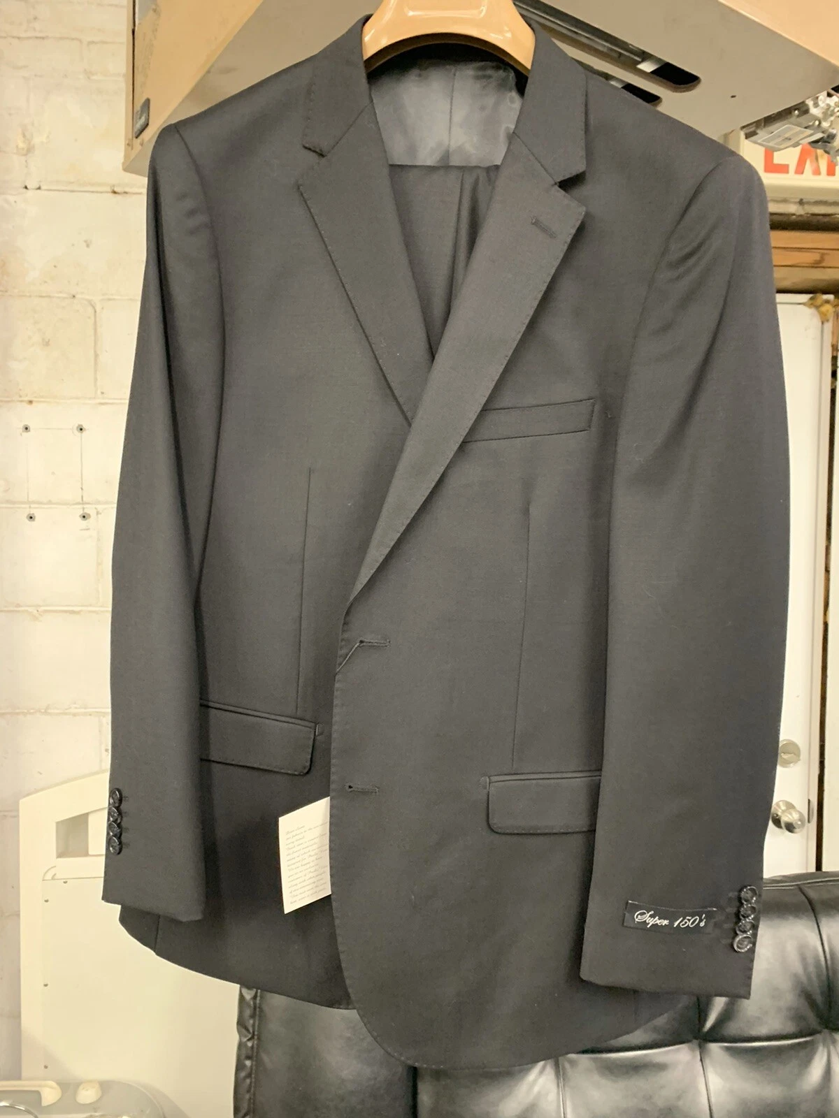 New 36S SLIM Men's Black Suit 100% Wool Super 150 Made in Italy Retail $1295