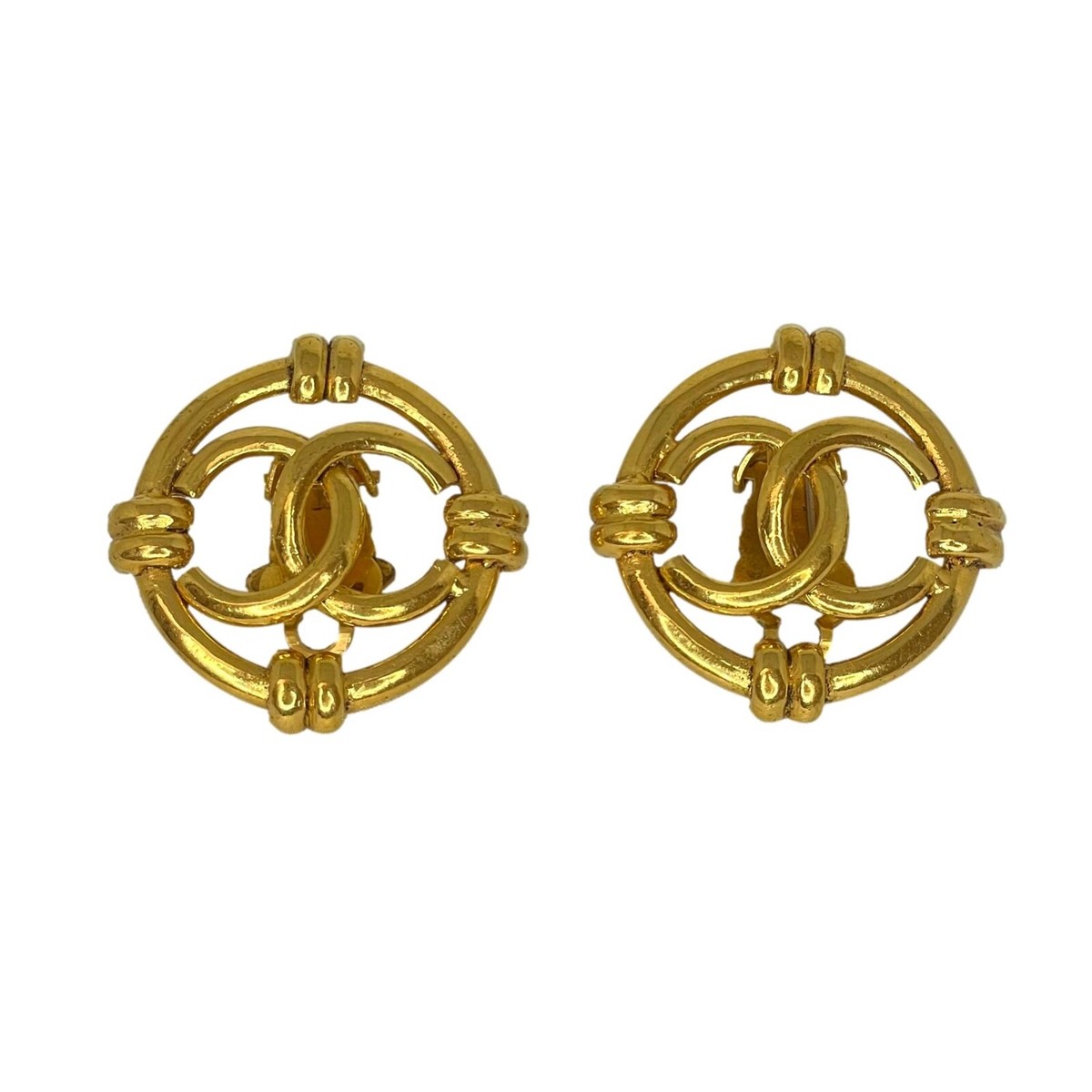 CHANEL 94A Vintage Gold Logo CC Cut Out Open Work Round CHANEL 94A Vintage Gold Logo CC Cut Out Open Work Round