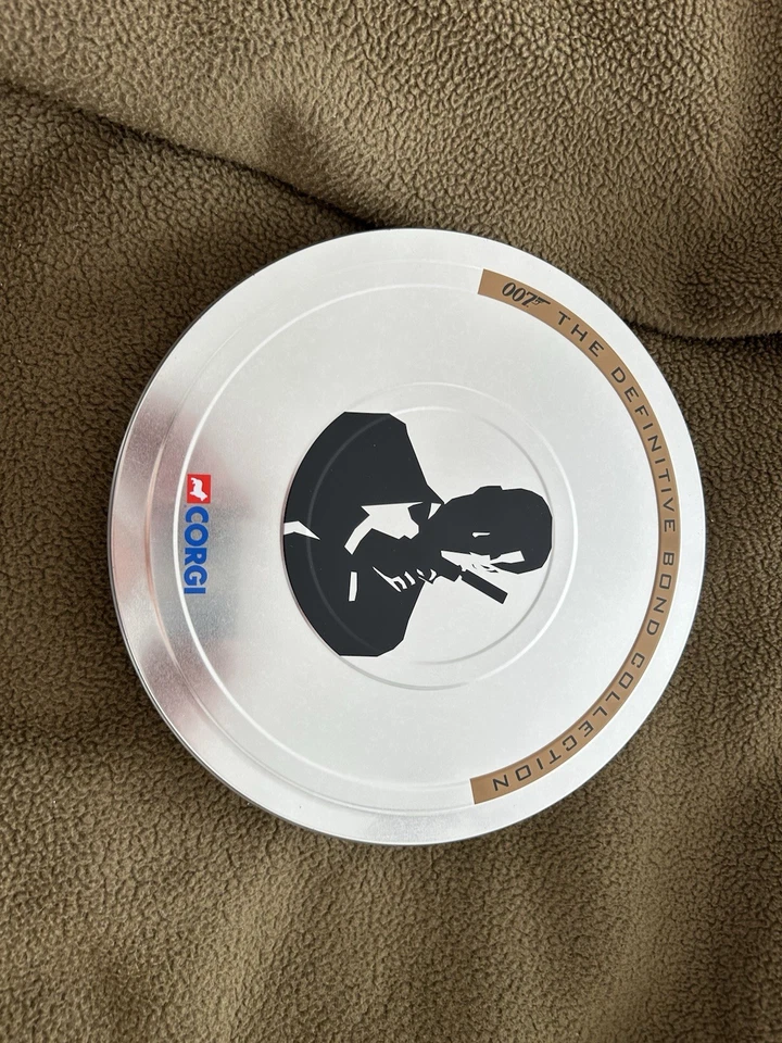 Vintage corgi 007 the definitive bond collection Model Cars In Original Box  - Image 3 of 4