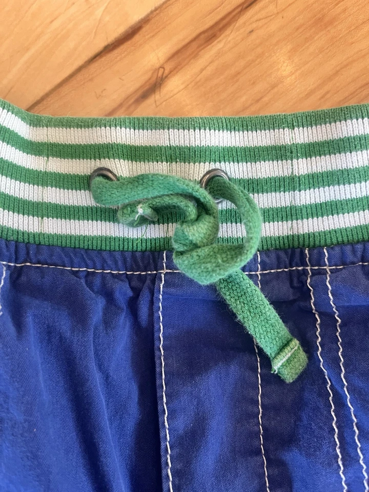 Pantalones cargo Mini Boden año 3-4 mezcla Foto 3 de 4