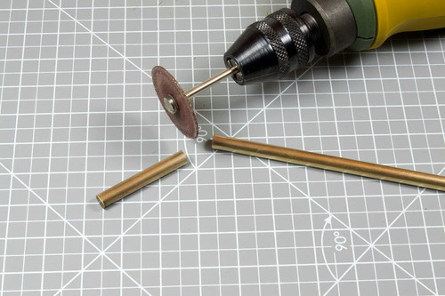 AK Interactive - Brass Pipes 1.5mm, 5 Units AK9114 - Picture 4 of 4