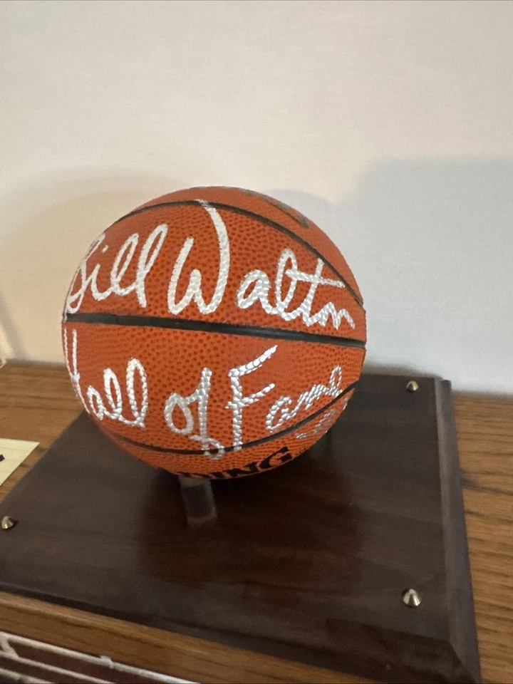Baloncesto NBA Mini Spalding autografiado firmado por Bill Walton Foto 3 de 4