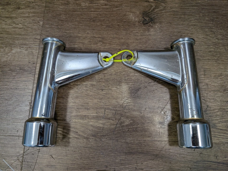 Honda CM400A CM450 1979-1980 OEM cubierta de horquilla montaje de faros - 51602-447-770 Foto 2 de 4