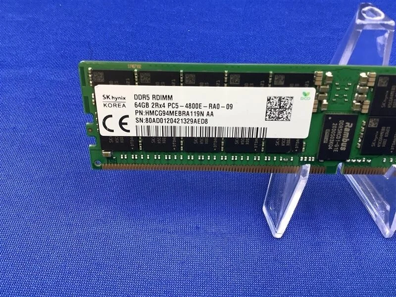 MEMORIA RDIMM HMCG94MEBRA119N HYNIX 64G (1X64GB) 2RX4 PC5-4800E Foto 2 de 4