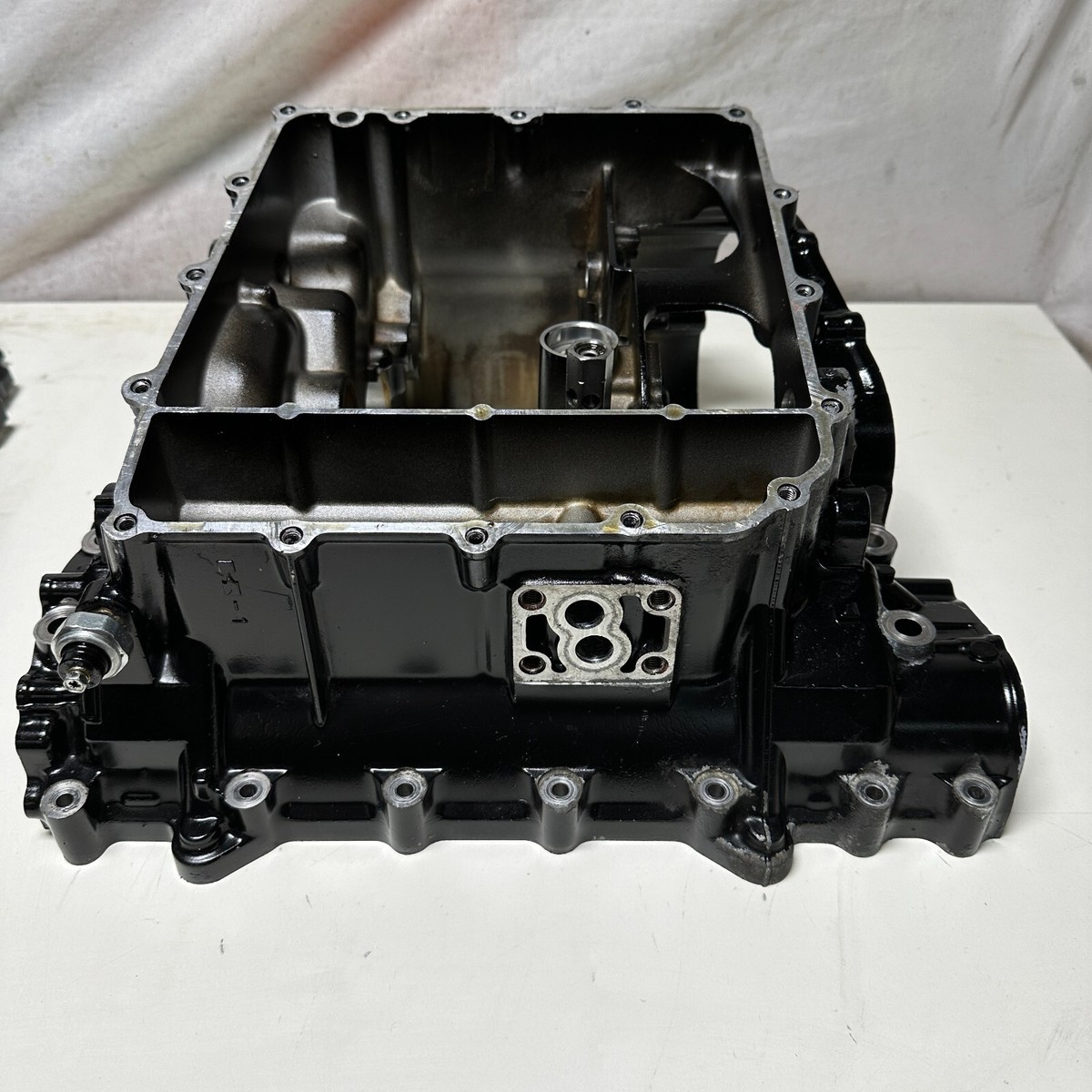 06 - 07 OEM Kawasaki ZX10R Lower Bottom Engine Crankcase | eBay