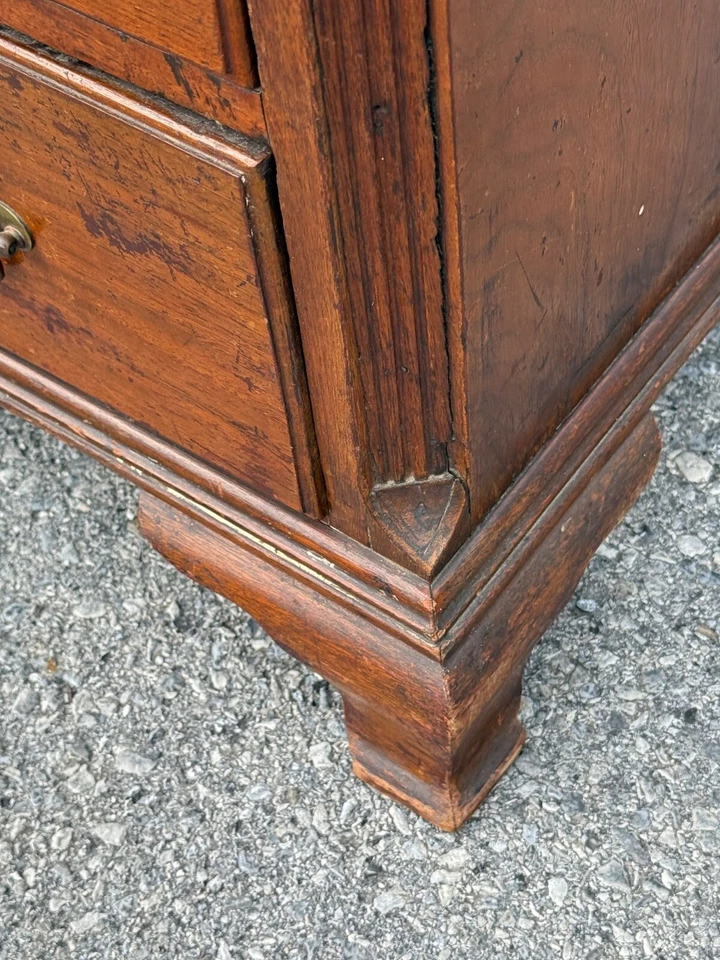 antiguo nogal Chippendale inclinado recepción c 1780 country Pa estriado 1/4 columnas Foto 4 de 4