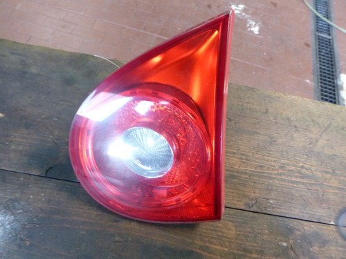 Rücklicht rechts außen VW Golf V Bj06 1K6945094E