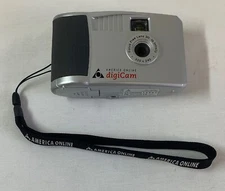 AOL America Online DIGICAM digital camera ~ needs connector to view photos