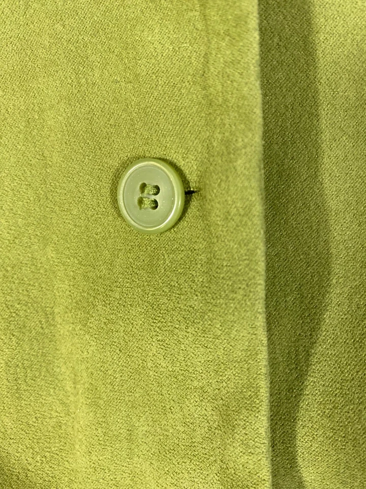 Mujer NOTACIONES Mediana Aguacate Verde Gamuza Sensación Camisa Chaqueta Botón Delantero Foto 4 de 4