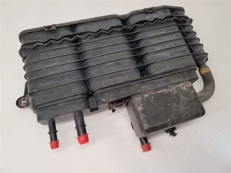 2007-2012 FORD FUSION Fuel Vapor Canister 9E5Z9D653C 07-12 - Image 4 of 4