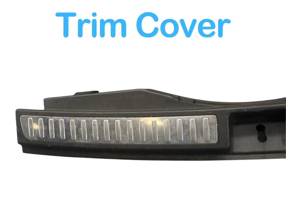 13-16 梅赛德斯 X166 GL550 后备箱锁磨损装饰盖 A1666900341 Oem — 第 3/4 张图片