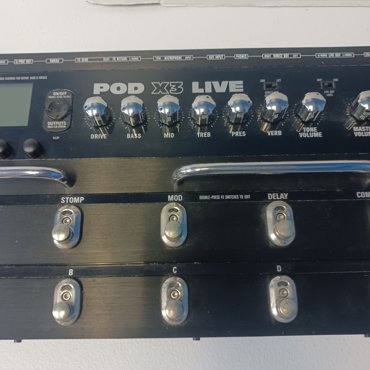 Line 6 Pod X3 Live Multi-Effects Guitar Pedal Amp Modeler Bass