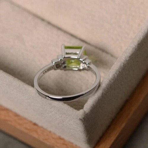 1.65 Ct Natural Peridot & Diamond Valentine's Day Ring 14K Real White Gold Solid - Picture 4 of 5