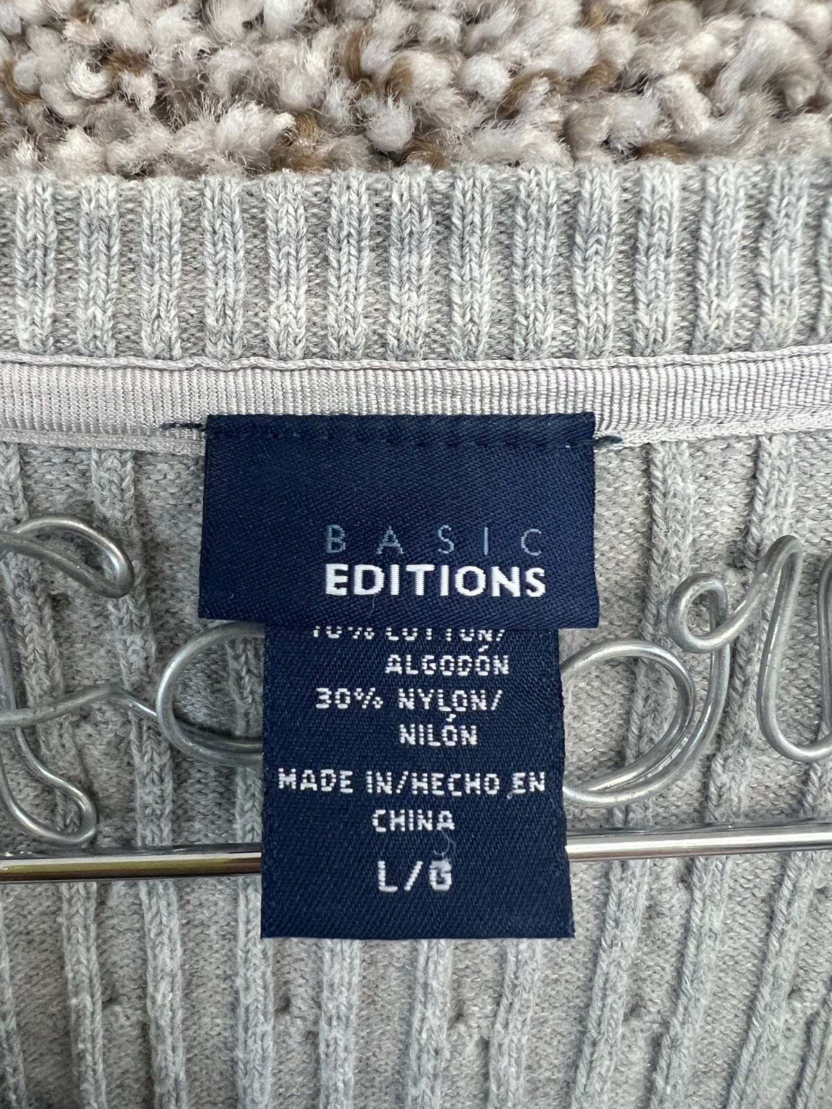 Basic Editions Gray Cable Knit Sweater Pullover V… - image 2