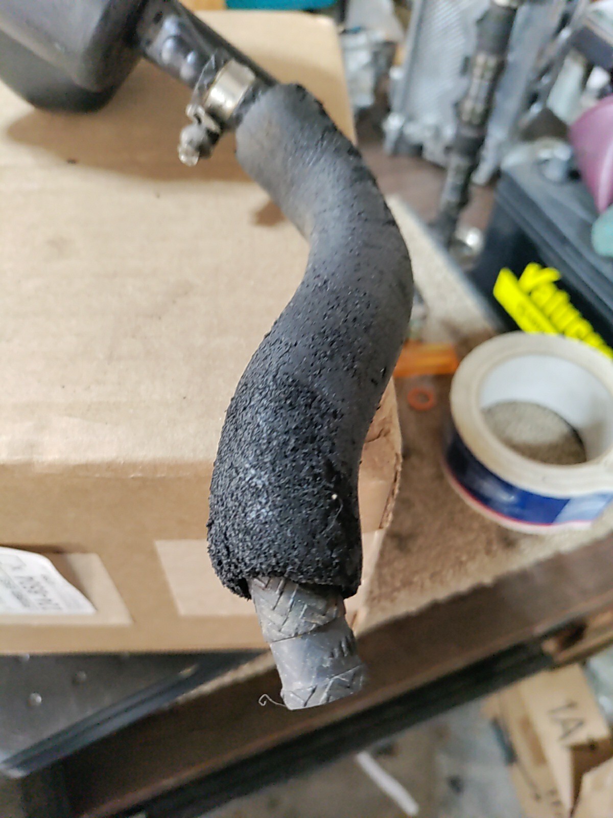 94 Bentley Turbo R p/s pump fluid container