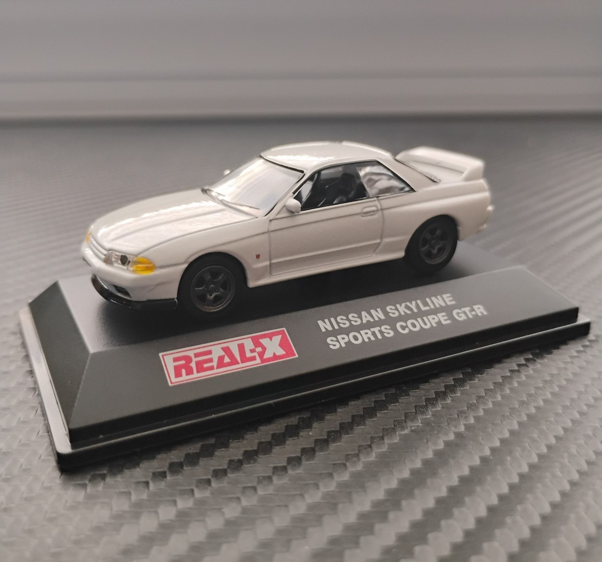 REAL-X 1/72 NISSAN Sports Coupe GT-R (R32) White | eBay