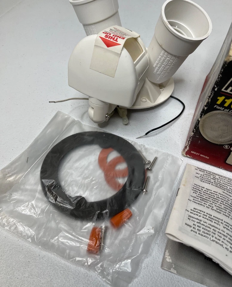 Conjunto de reflector de seguridad activado por movimiento Regent MS37 Foto 3 de 4