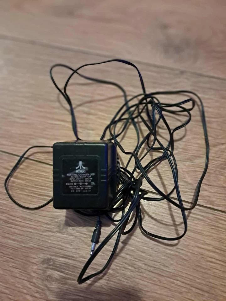 Atari 2600 - Official Power Supply CO 18084-309 Adapter Genuine Original GC - Image 2 of 2