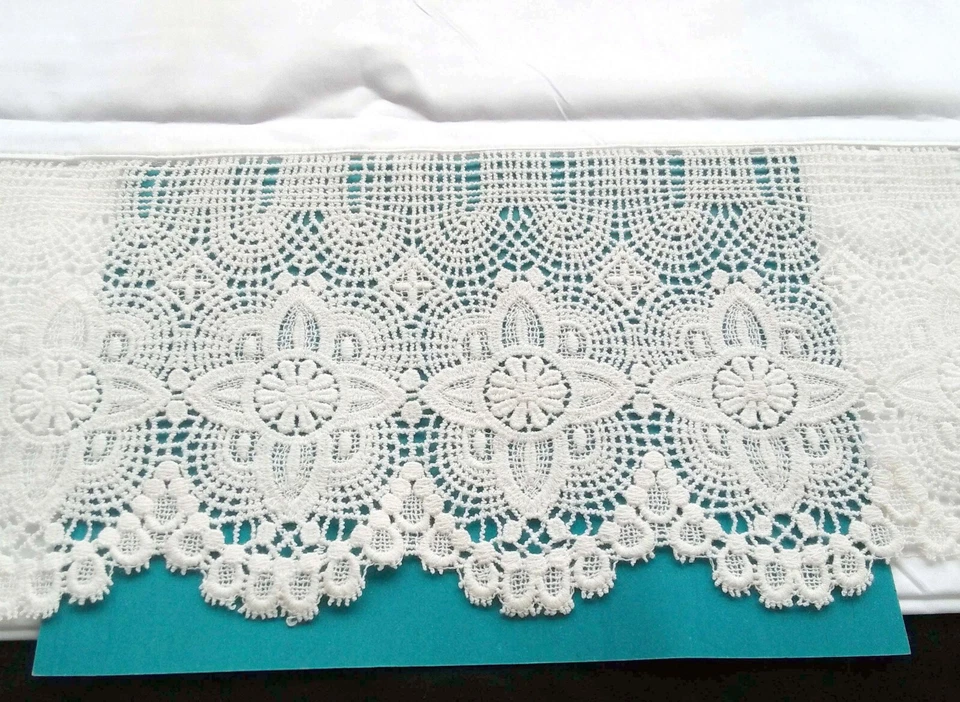 Nuevo par estándar de fundas de almohada de satén de algodón bordado blanco S3# Foto 4 de 4