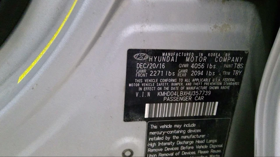 Conjunto de bomba y motor ABS usado se adapta a: Hyundai Elantra 2017 conjunto de bomba sedán Foto 3 de 4