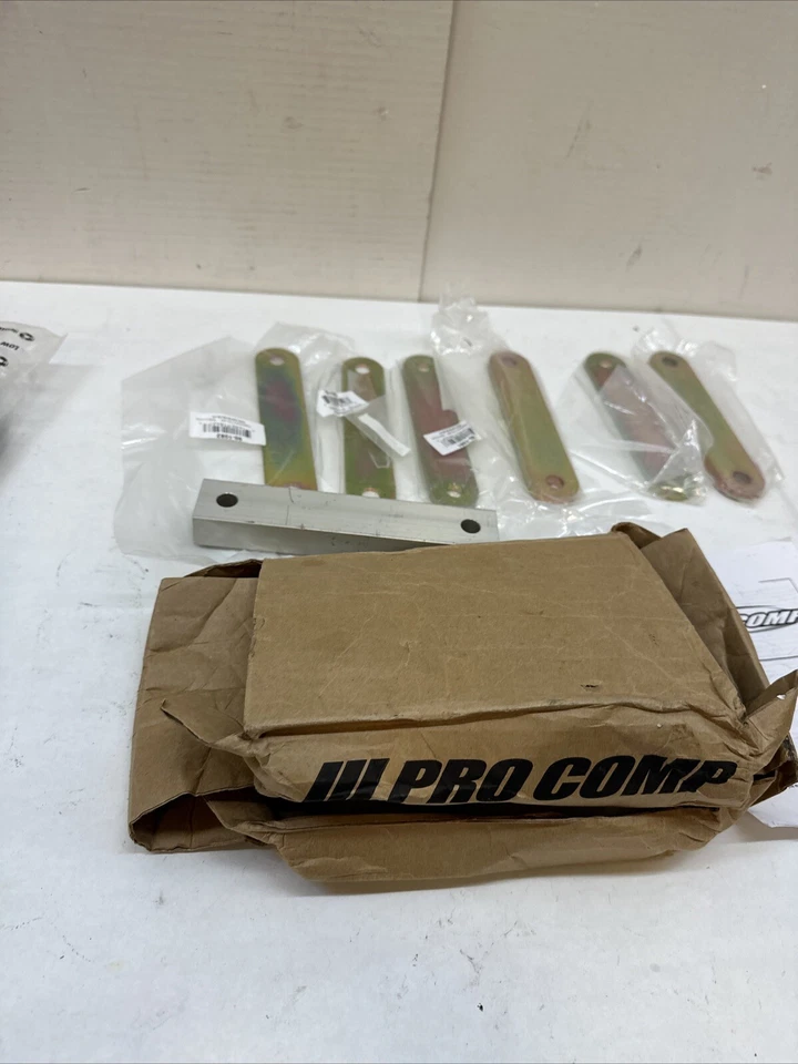 Alineación del eje de transmisión Pro Comp 51255 para Chevrolet, GMC y Dodge 1999-04 Foto 3 de 4