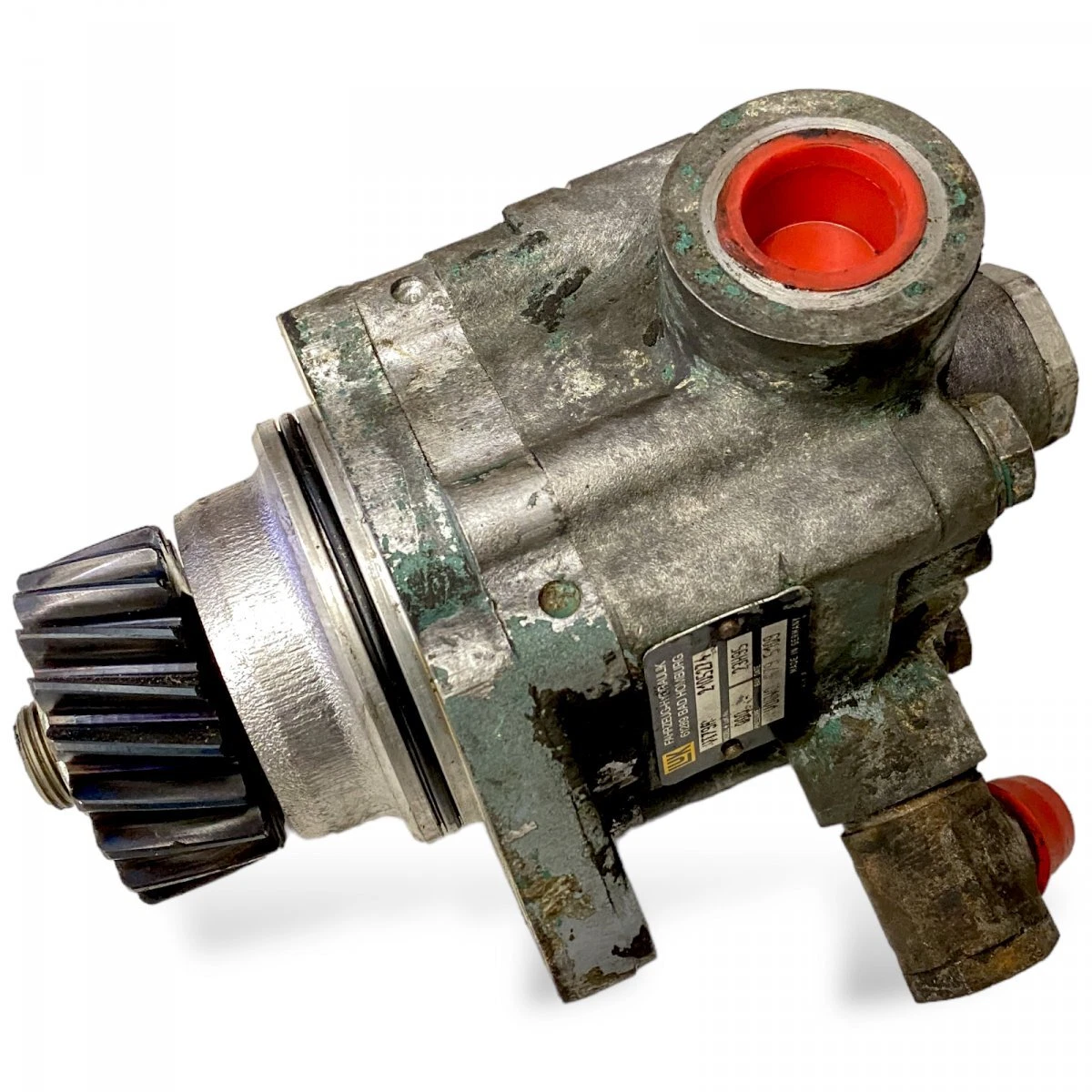 8113461 6795109 8112342 2105274 Steering Pump VT79A D6 VOLVO FL6 