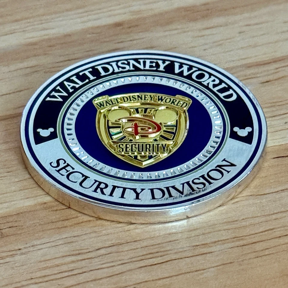 Moneda Desafío Walt Disney World Security Division Polynesian Resort FL Foto 4 de 4