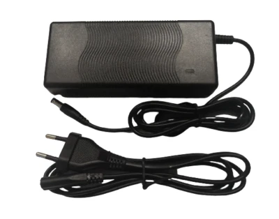 TREKSTOR GMBH Netzteil Ladegerät 42V für TREKSTOR EG31 Technostar TES200 + andere Hersteller