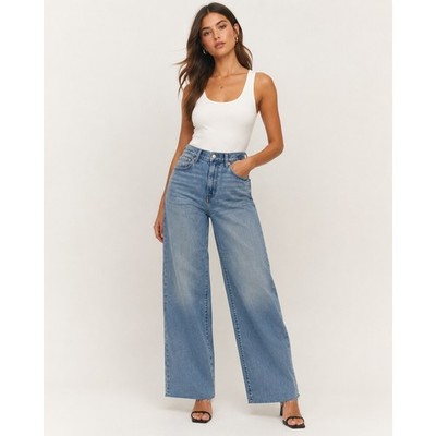 DAZE Denim Echo High Rise Wide Leg Jeans Blooming Vintage Blue 28 NWT
