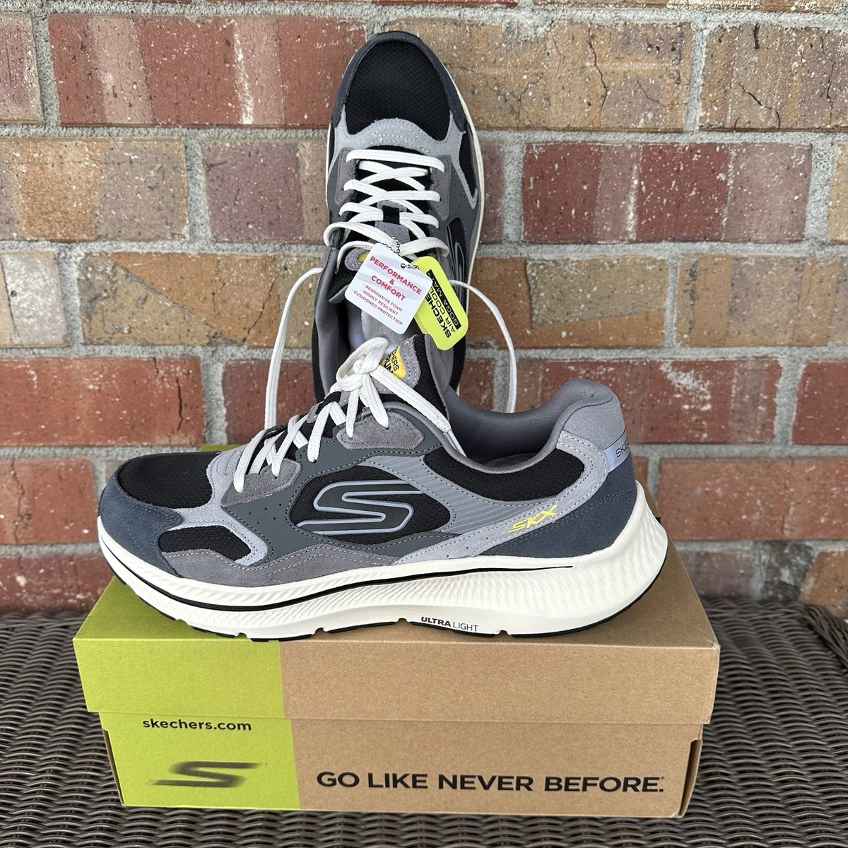 Skechers Go Run Consistent 2.0 Retro Runner V1 Mens Size 11.5 Charcoal Black NEW Skechers Men main image 3