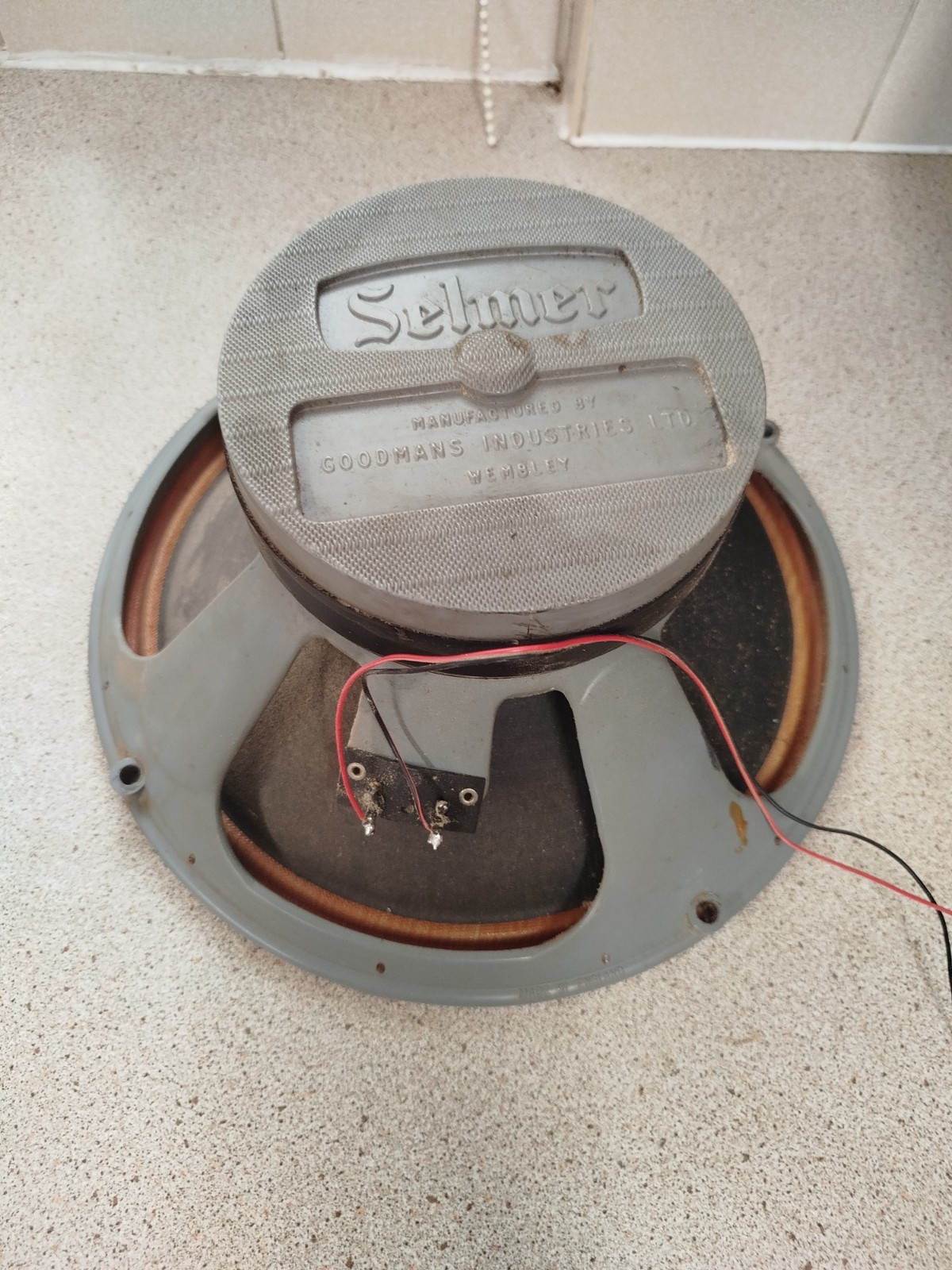Vintage 1960s 1970s  12" cabinet  Speaker SELMER