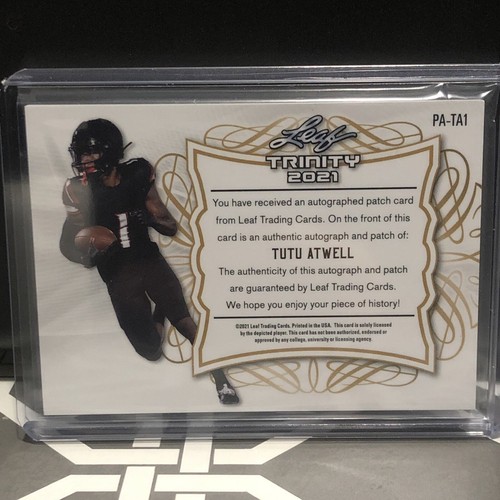 2021 Leaf TRINITY Football Tutu Atwell XRC Rookie Patch Auto /75 - Picture 2 of 2