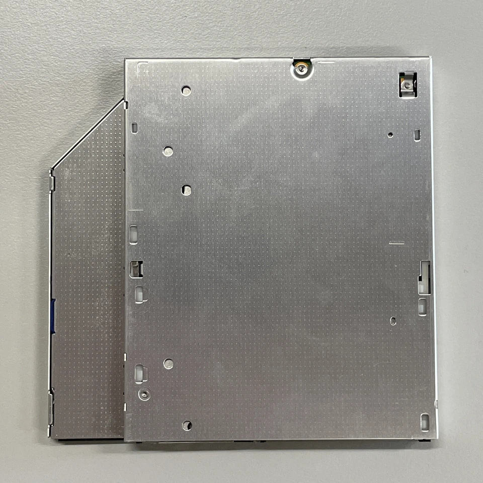 Genuine Sony Optiarc AW-Q540A CD DVD±RW IDE Optical Drive No Bezel AW-Q540A-VN - Image 3 of 4