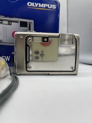 Olympus Stylus 1030 SW Silver 10.1MP Digital Camera TESTED! No SD or Charger! - Picture 2 of 8