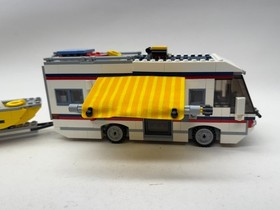 Lego Creator 31052, 3 In 1, Vacation Get Away, READ PLEASE AND SAVE