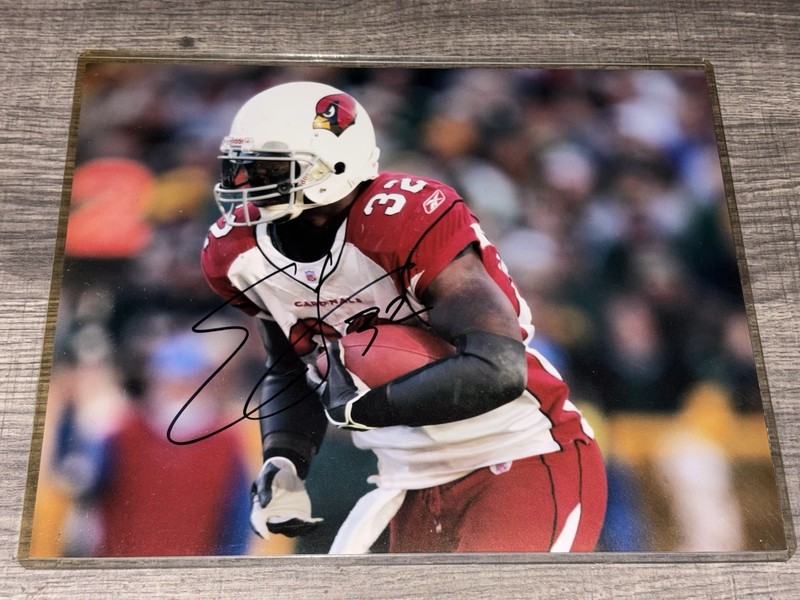 Edgerrin James signed Arizona Cardinals 8x10 Photo #32 (2020 HOF) (No COA)