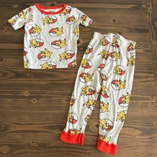 Pokemon Pajama Set Boys Size 6 Pikachu Poke Ball 2 Piece Sleepwear