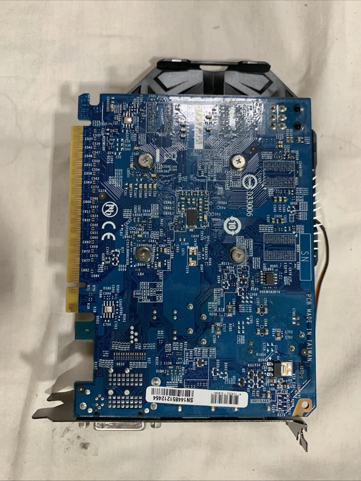 Used Tested - Gigabyte Nvidia GeForce GTX 750 PCI-e HDMI DVI GPU GV-N7500C-2GI - Image 2 of 4