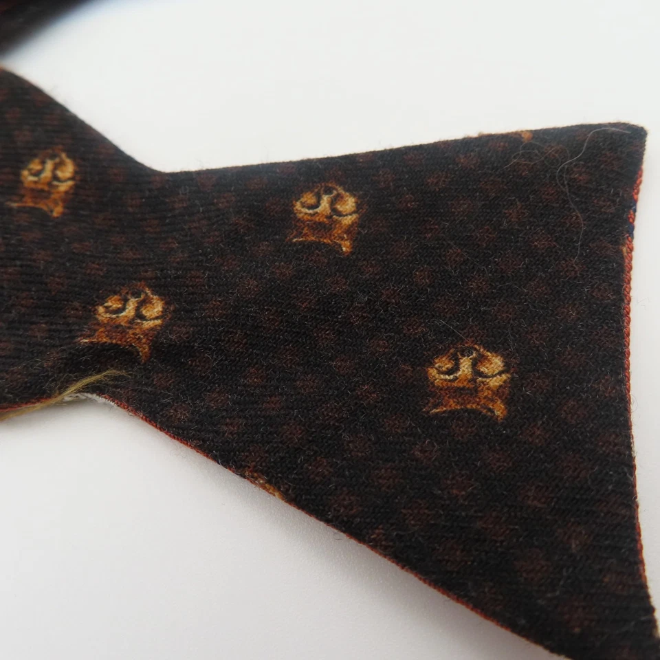 Brooks Brothers Pajarita Seda Naranja Puntero Perro 2.25" Ancho Corbata Dos Tonos Foto 4 de 4