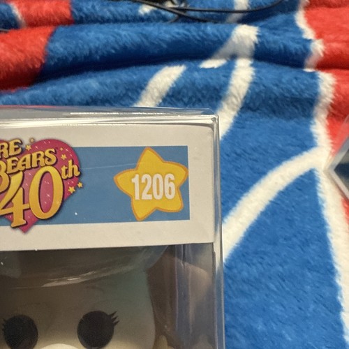 Funko Pop! Vinilo: Care Bears - True Heart Bear #1206 - Imagen 4 de 10