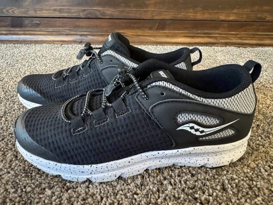 ZAPATILLAS DEPORTIVAS NIÑO SAUCONY S-FUSION NEGRAS TALLA 5 NUEVAS NEGRAS Foto 2 de 4