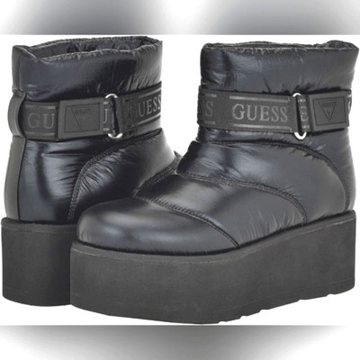 (S-CC408) GUESS Women's Jilona2 Ankle Boot Sz 5