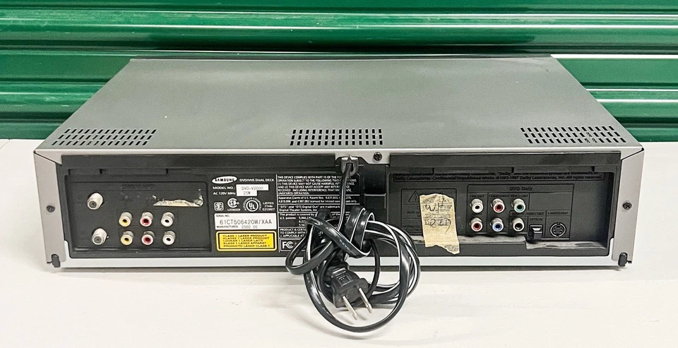 Samsung DVD-V2000 DVD VCR Combo Hi-Fi 4 cabezales VHS MP3 probado sin control remoto Foto 2 de 2