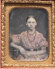 1/9 PLATE DAGUERREOTYPE TINTED PORTRAIT of GIRL WEARING CORAL NECKLACE