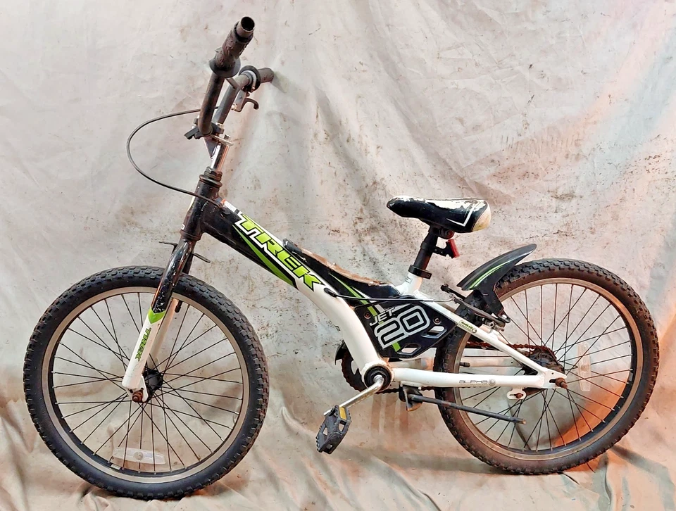 2015 Trek Jet 20" Kids Bike Single Speed SS Coaster Rigid Rear Fender Multicolor - Image 2 of 4